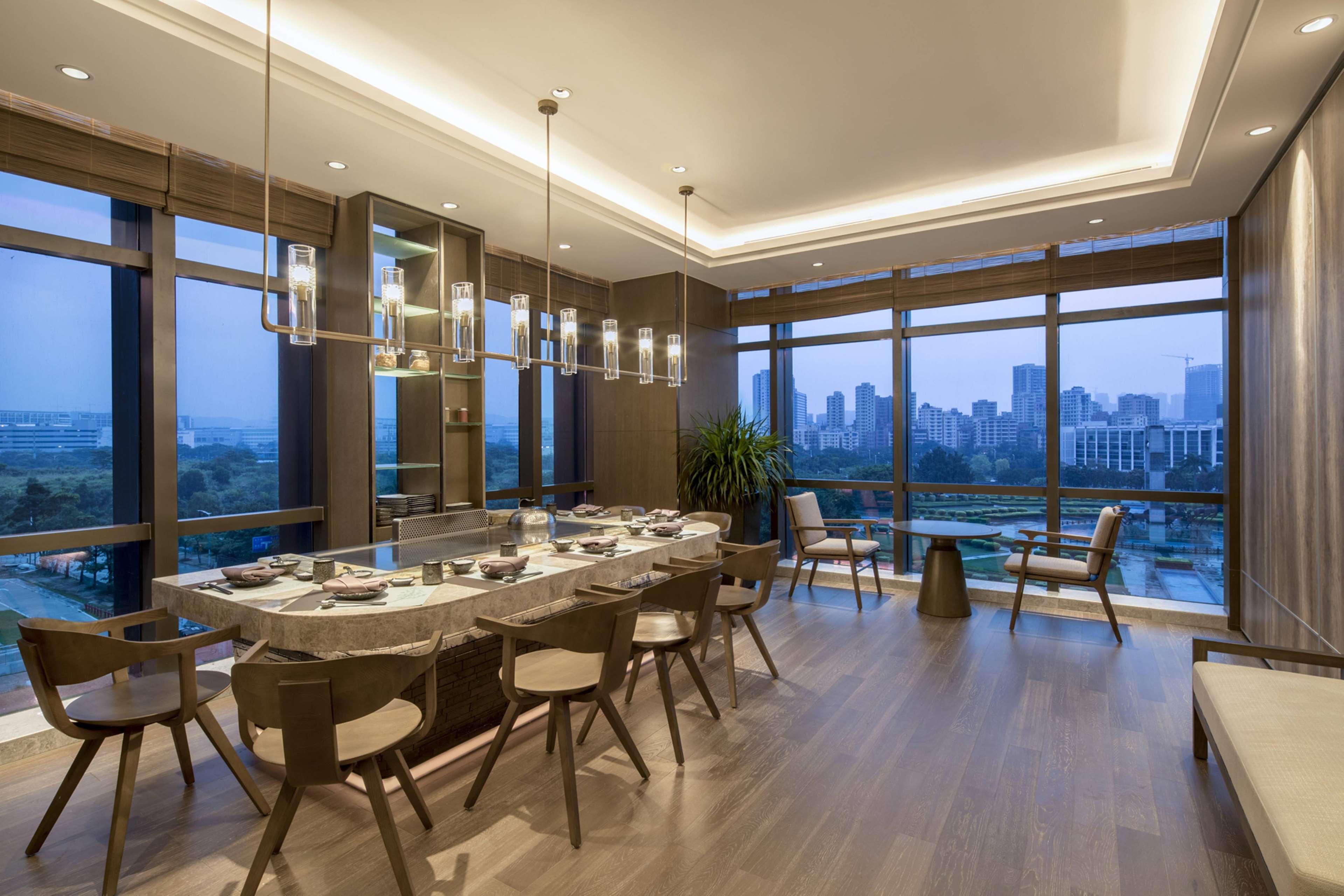 Doubletree By Hilton Hotel Shenzhen Longhua, Near Huawei, Foxcnn, Shenzhen North Railway, Uniwalk & Uniworld Shopping Mall, Sam'S Club Ngoại thất bức ảnh