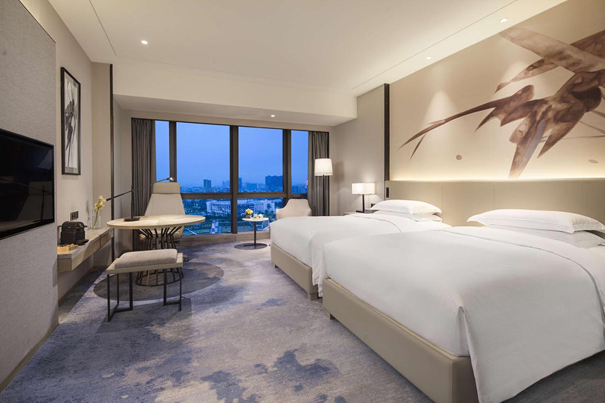 Doubletree By Hilton Hotel Shenzhen Longhua, Near Huawei, Foxcnn, Shenzhen North Railway, Uniwalk & Uniworld Shopping Mall, Sam'S Club Ngoại thất bức ảnh