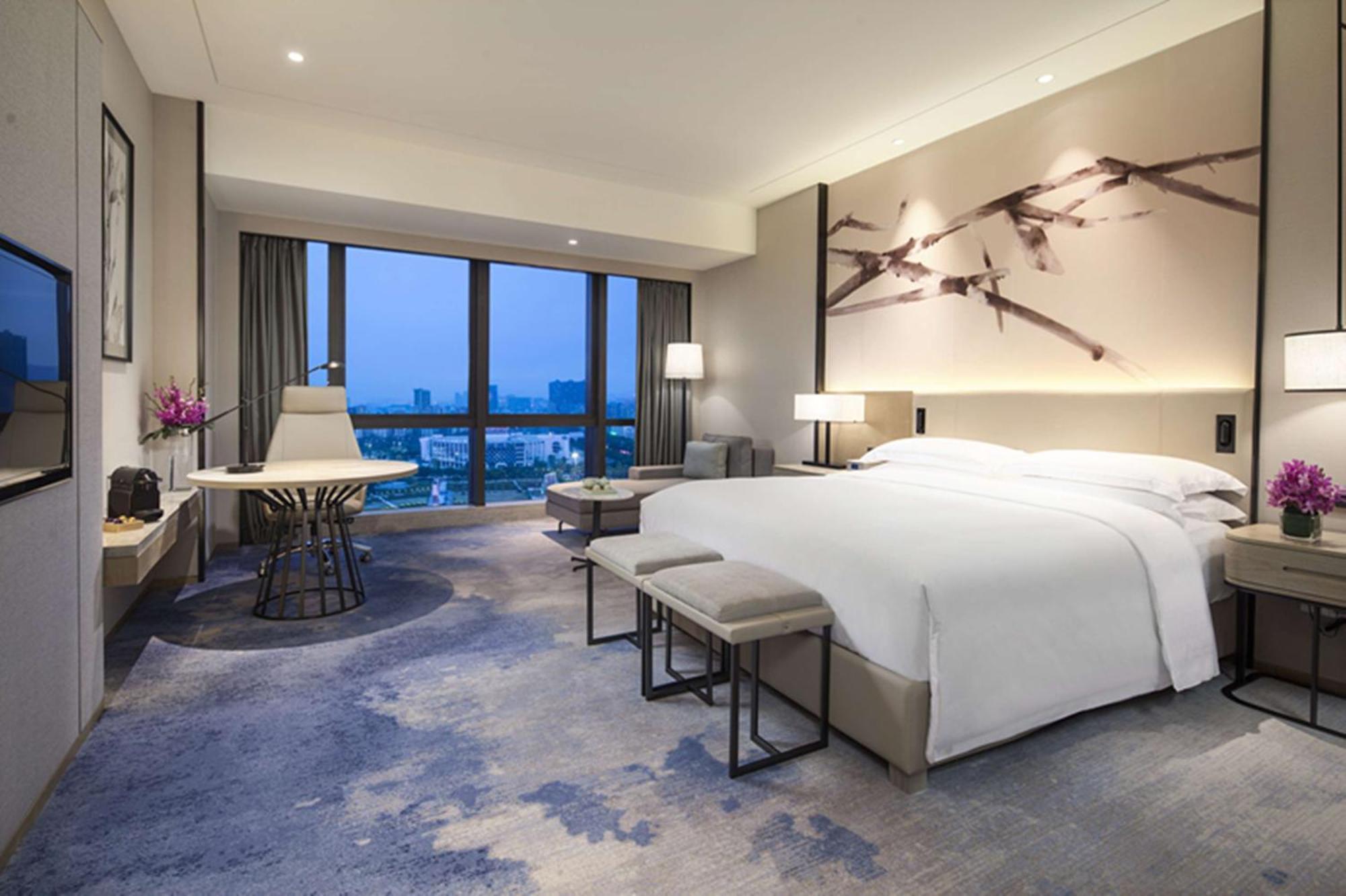 Doubletree By Hilton Hotel Shenzhen Longhua, Near Huawei, Foxcnn, Shenzhen North Railway, Uniwalk & Uniworld Shopping Mall, Sam'S Club Ngoại thất bức ảnh