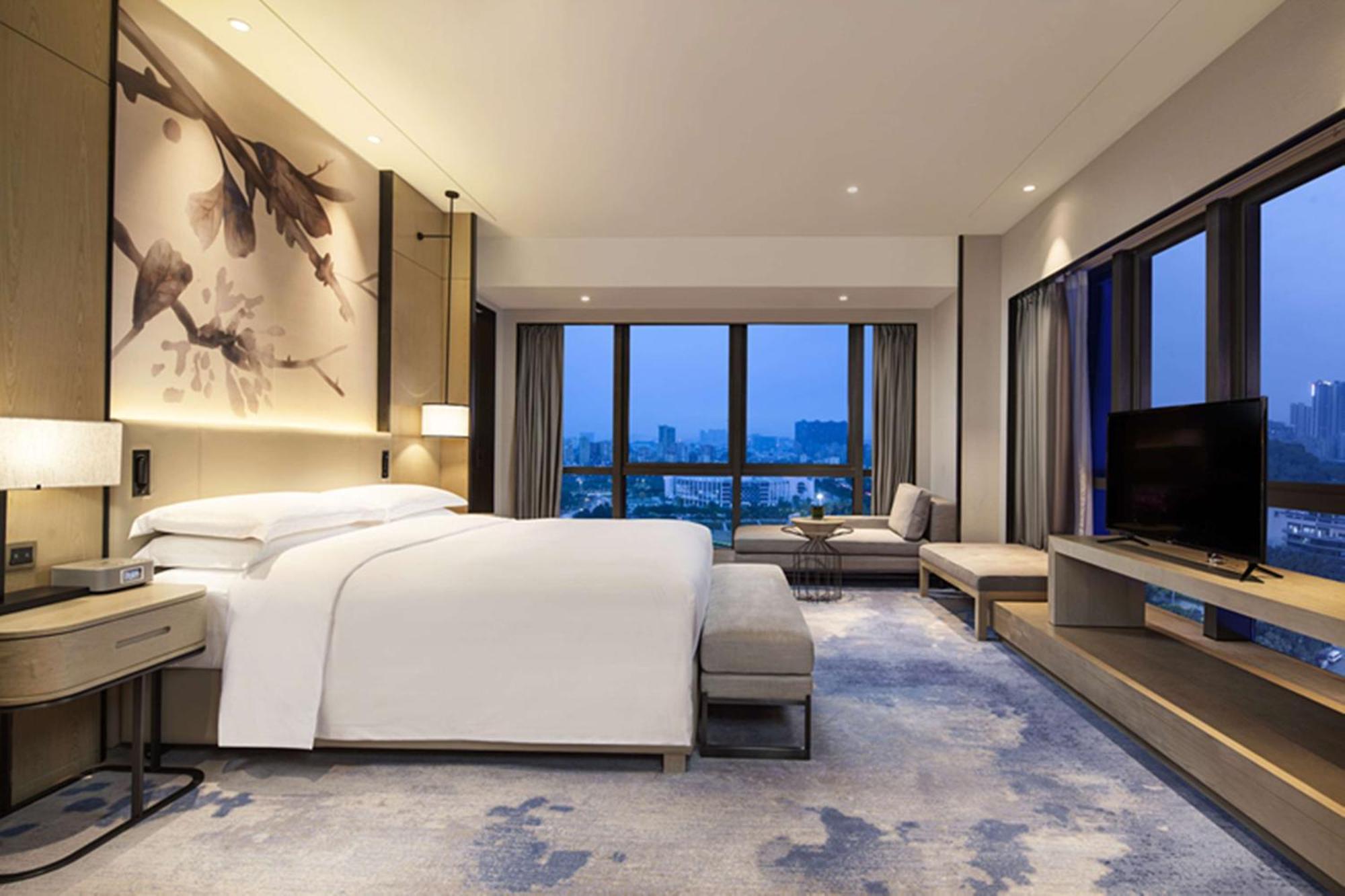 Doubletree By Hilton Hotel Shenzhen Longhua, Near Huawei, Foxcnn, Shenzhen North Railway, Uniwalk & Uniworld Shopping Mall, Sam'S Club Ngoại thất bức ảnh
