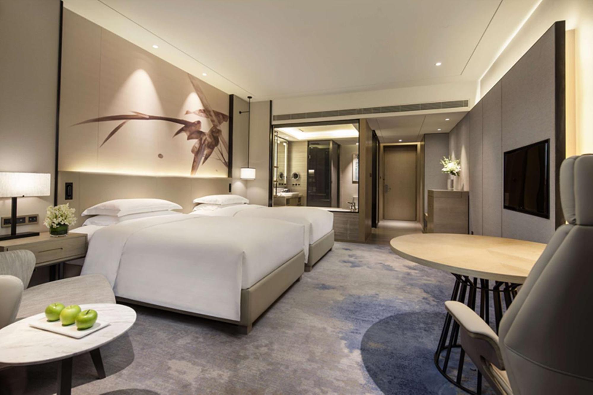 Doubletree By Hilton Hotel Shenzhen Longhua, Near Huawei, Foxcnn, Shenzhen North Railway, Uniwalk & Uniworld Shopping Mall, Sam'S Club Ngoại thất bức ảnh