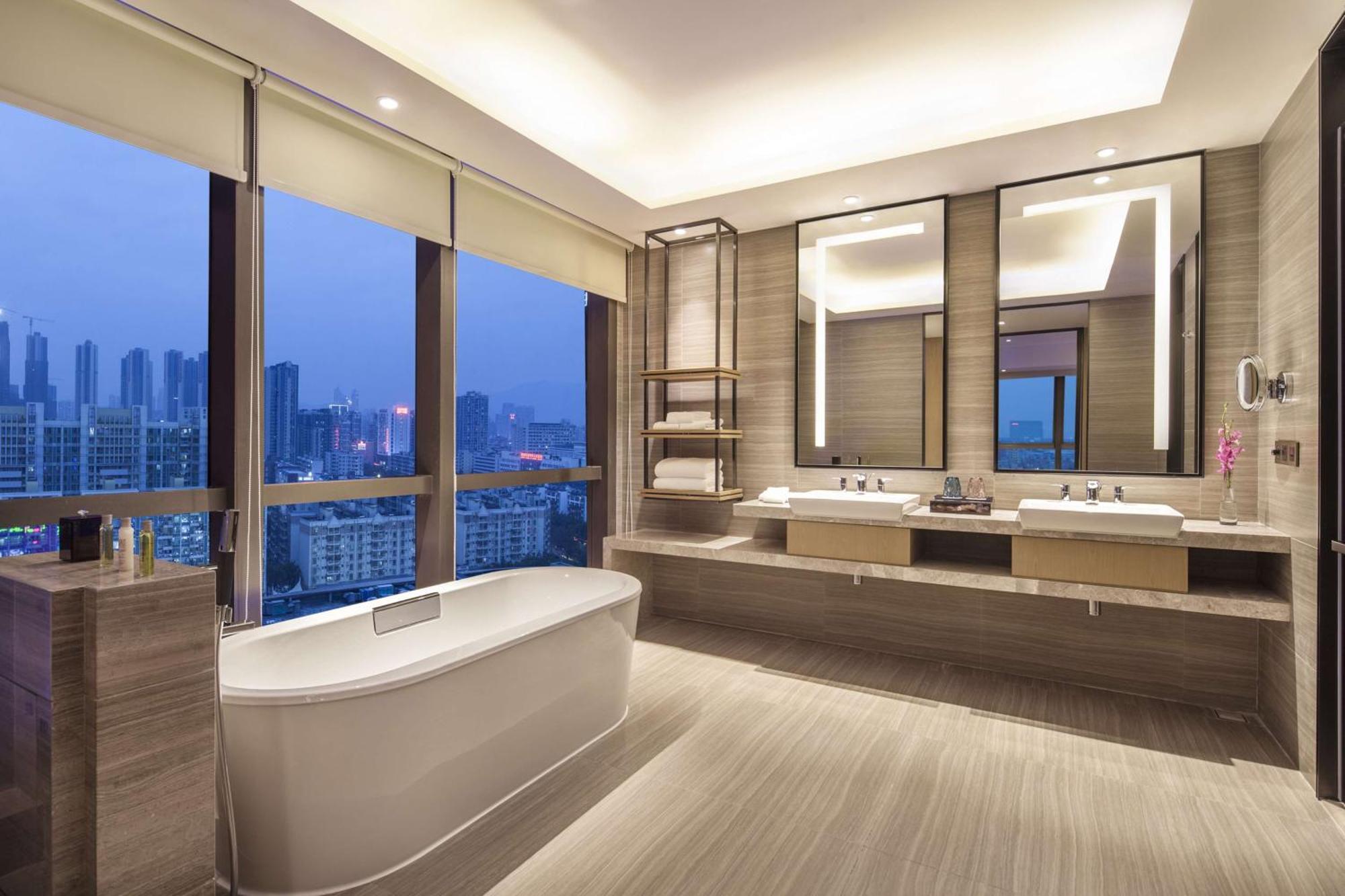 Doubletree By Hilton Hotel Shenzhen Longhua, Near Huawei, Foxcnn, Shenzhen North Railway, Uniwalk & Uniworld Shopping Mall, Sam'S Club Ngoại thất bức ảnh